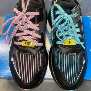 Adidas sneakers. Comfortable. Smoke free/pet free